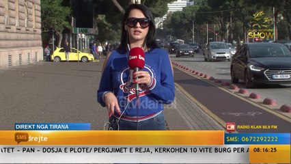 16-vjeçari vjedh leke ne shtepi, i con tek shoket e klases qe e rrihnin