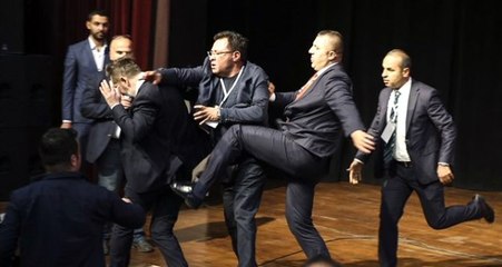 Ankaragücü Olağanüstü Genel Kurulu'nda yumruklar konuştu