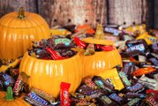هكذا تستعد أكبر شركة حلوى في العالم لعيد الهالوين