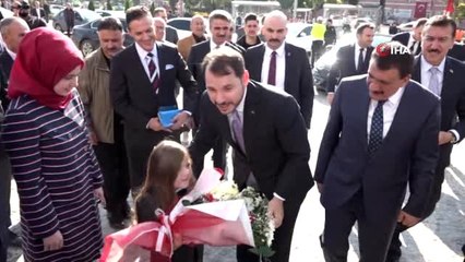 Bakan Albayrak'tan AK Parti'ye ziyaret