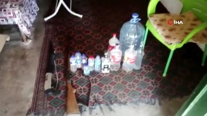 Malatya'da düzenlenen operasyonda bin 200 litre kaçak rakı ele geçirildi