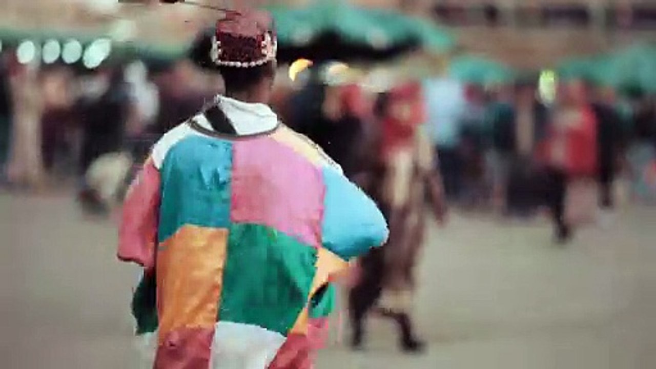 Taryn Elliott - Happy Dance in the Street in Morocco - Human/City (No Copyright Video 11)