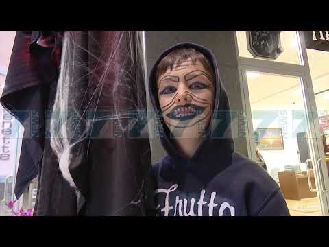 HALLOWEENI «PUSHTON» TIRANEN, FEMIJET NE SHKOLLA ME MASKA - News, Lajme - Kanali 10
