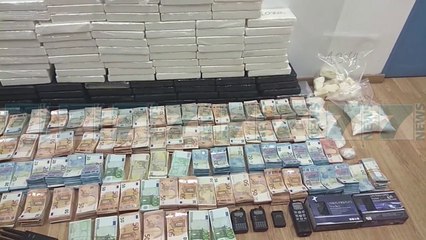 KAPEN SHQIPTARET ME 105 KG KOKAINE NE GREQI - News, Lajme - Kanali 13