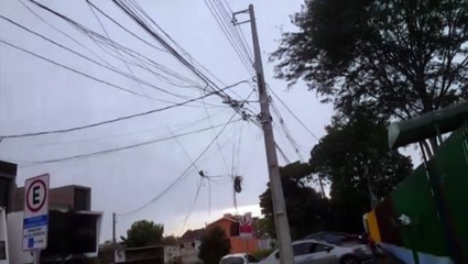 Fios de telefonia estão danificados no Cancelli