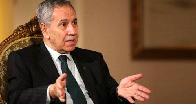 MHP'li iki isimden Bülent Arınç'a KHK bir faciadır tepkisi: Bir facia var, o da sensin