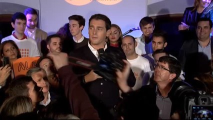 Rivera: "Me comprometo a poner en marcha este país en un mes y abrir el cajón de los sueños de los españoles"