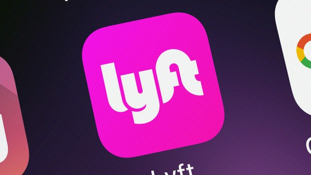 Lyft Offers Free Rides