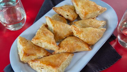 How to Make Chicken Alfredo Turnovers