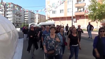 HDP önünde evlat nöbeti tutan ailelere destek çığ gibi büyüyor