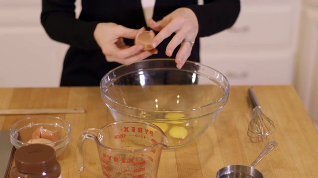 Easy Chocolate Pecan Pie Bites Recipe