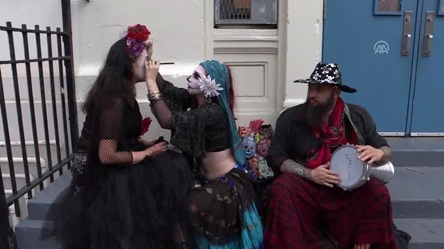 New York'ta Cadılar Bayramı yürüyüşü