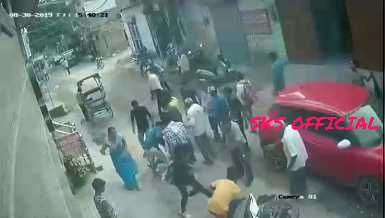 CHAIN SNATCHING CAUGHT ON CAMERA | CHAIN SNATCHING LIVE RECORDED IN CAMERA