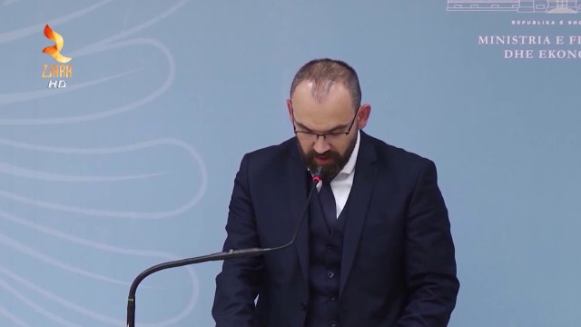 LARGOHET DREJTORI I PËRGJITHSHËM I DOGANAVE, ARLIND GJOKUTAJ