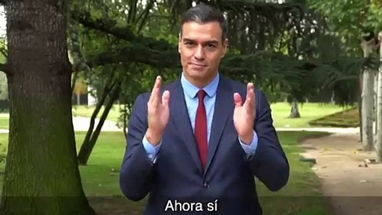 Sánchez hablando con lenguaje de signos