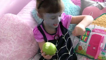 Disney Vampirina -  Brincando com meu Cãozinho de Pelúcia