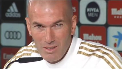 Zidane sobre Bale: "No hay que hacer nada, está aquí y entrenando. Le veo bien"