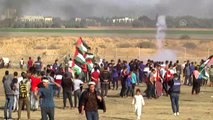 İsrail askerleri Gazze sınırında 59 Filistinliyi yaraladı (2)