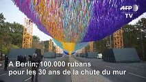 Berlin/30 ans de la chute du mur: installation d'une vague de messages