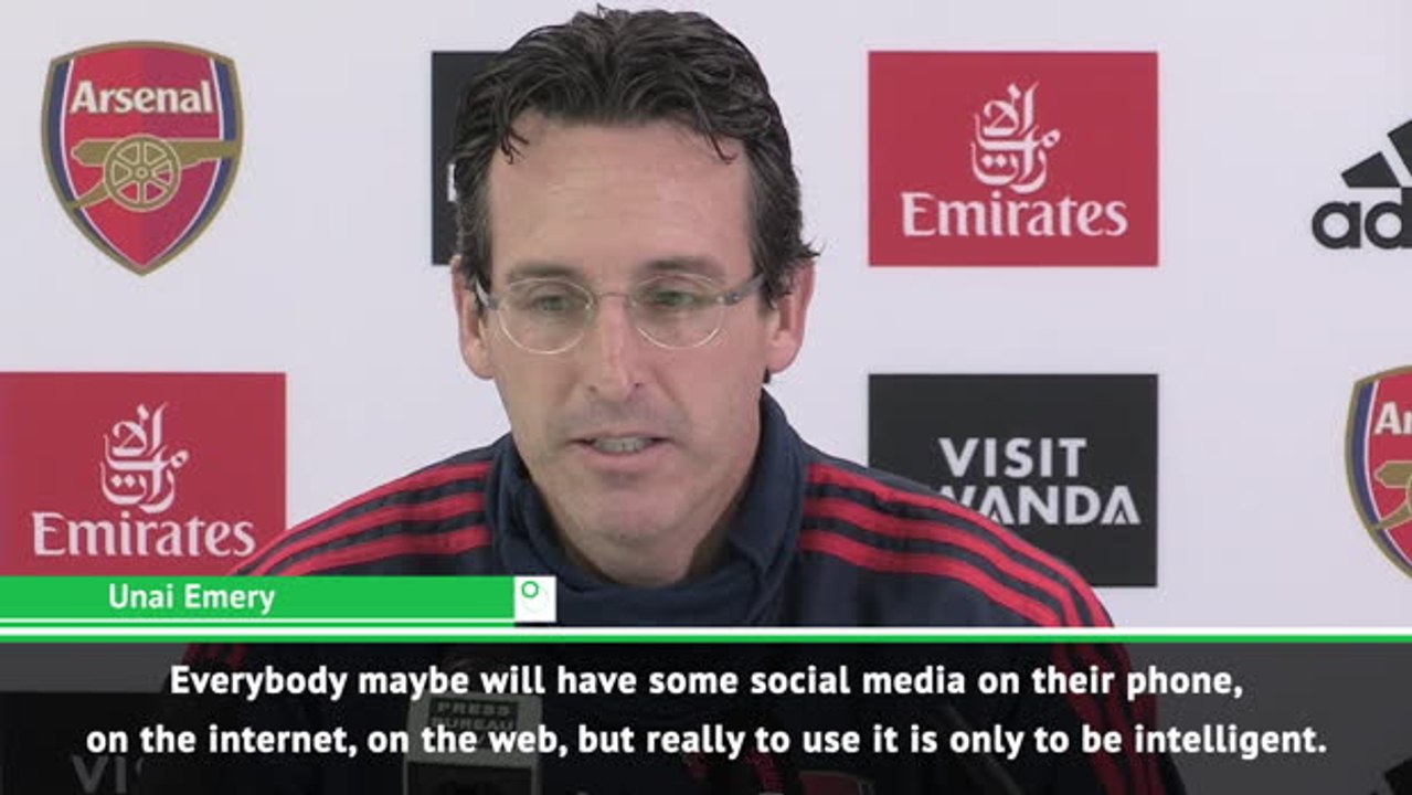Emery wants Arsenal to win back supporters