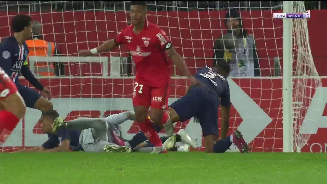 Dijon 1-1 PSG: GOAL - Chouiar