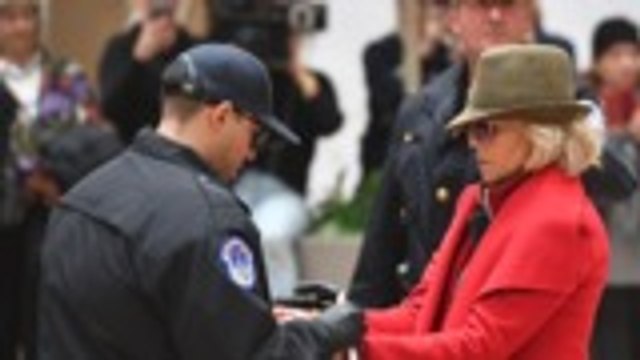 Jane Fonda Arrested for Fourth Week in a Row Along With Rosanna Arquette, Catherine Keener | THR News