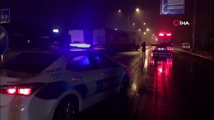 İnegöl'de tır karşı şeride geçti: 1 yaralı