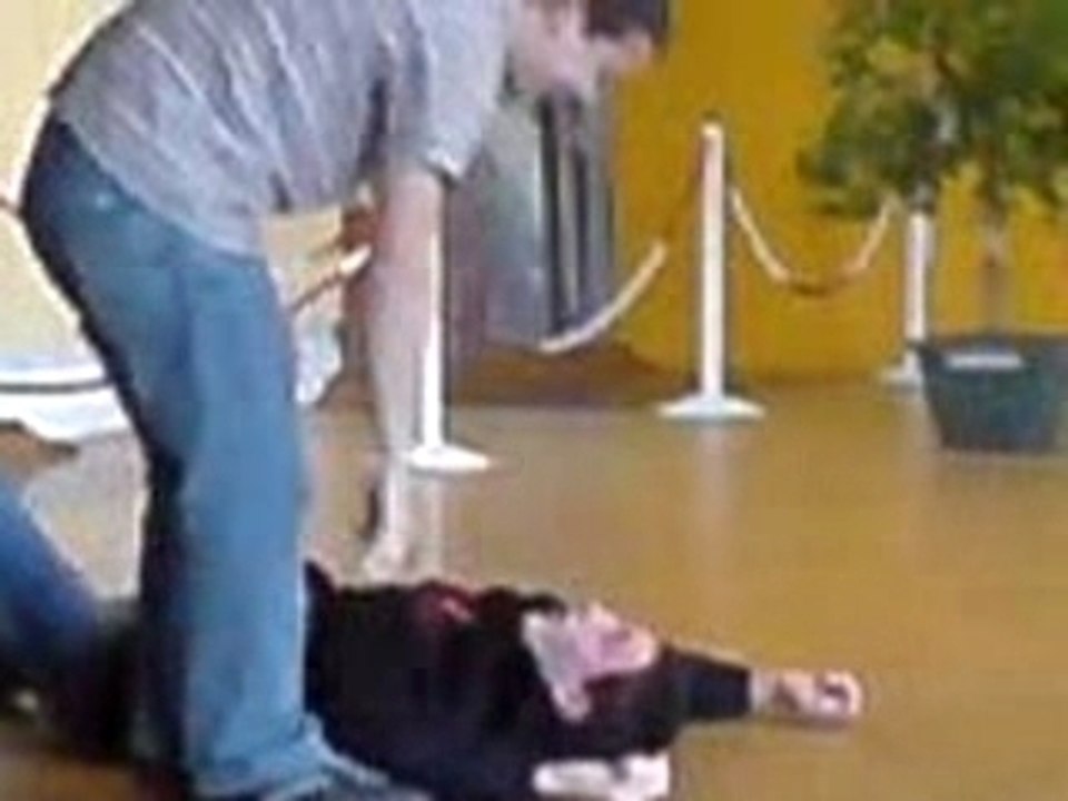 Petite bataille dans le foyer