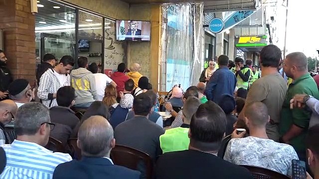 Lübnan'da Başbakanın istifasına rağmen gösteriler devam ediyor