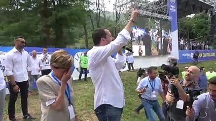 Salvini - Una preghiera e un pensiero a tutti i nostri cari (02.11.19)