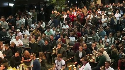 Mondial de rugby: les fans anglais abattus face à la finale perdue