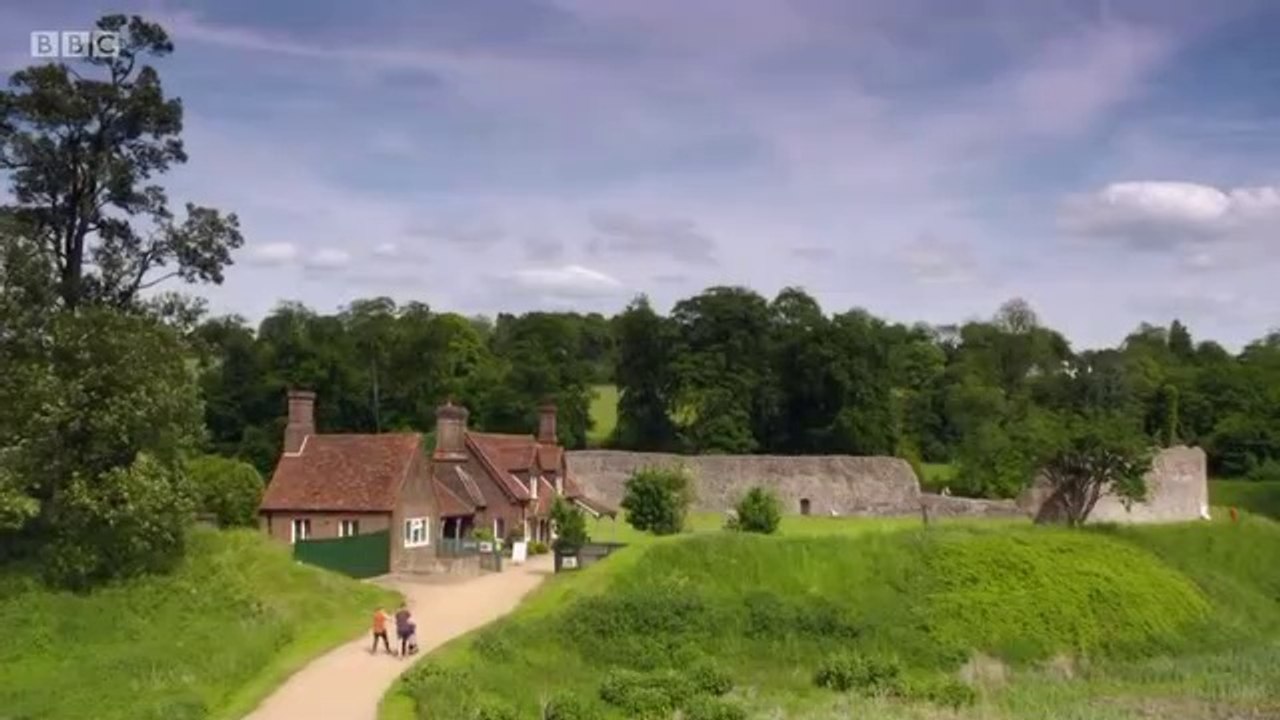 Escape.to.the.Perfect.Town S01E02