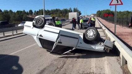 Adıyaman köpeğe çarpmamak için manevra yaptı, kazada yaralandı