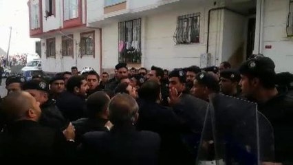 İlçeyi karıştıran cinsel istismar iddiası! Taş ve sopalarla saldırdılar