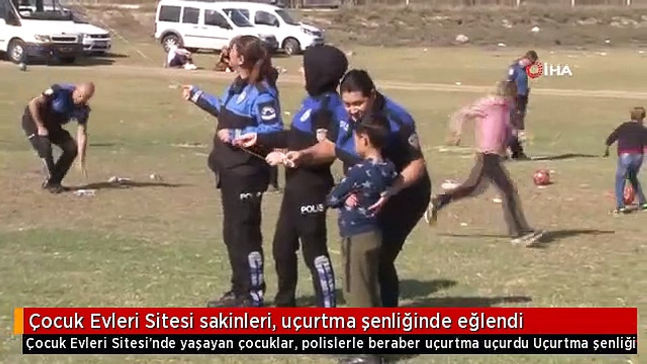 Çocuk Evleri Sitesi sakinleri, uçurtma şenliğinde eğlendi