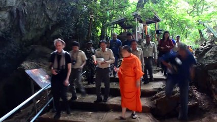 Thaïlande: la grotte où avaient été sauvés des adolescents rouvre au public