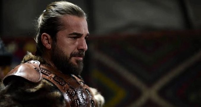 İmaj değiştiren Engin Altan Düzyatan'ın paylaştığı son fotoğraf sosyal medyayı ikiye böldü