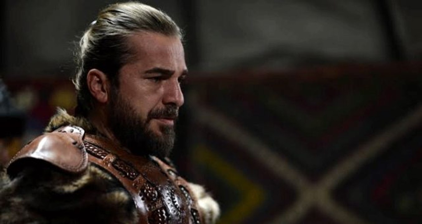 İmaj değiştiren Engin Altan Düzyatan'ın paylaştığı son fotoğraf sosyal medyayı ikiye böldü