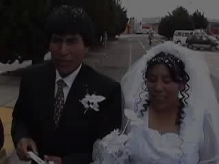 Los Novios en el Aeropuerto de El Alto
