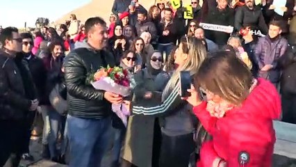 Büyükelçi Berger, Nemrut Dağı’nda romantik evlilik teklifine tanık oldu