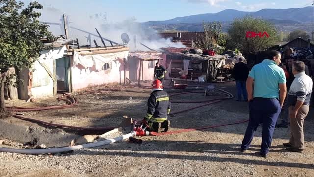 Bolu evlerinin yanışını üzüntüyle izlediler