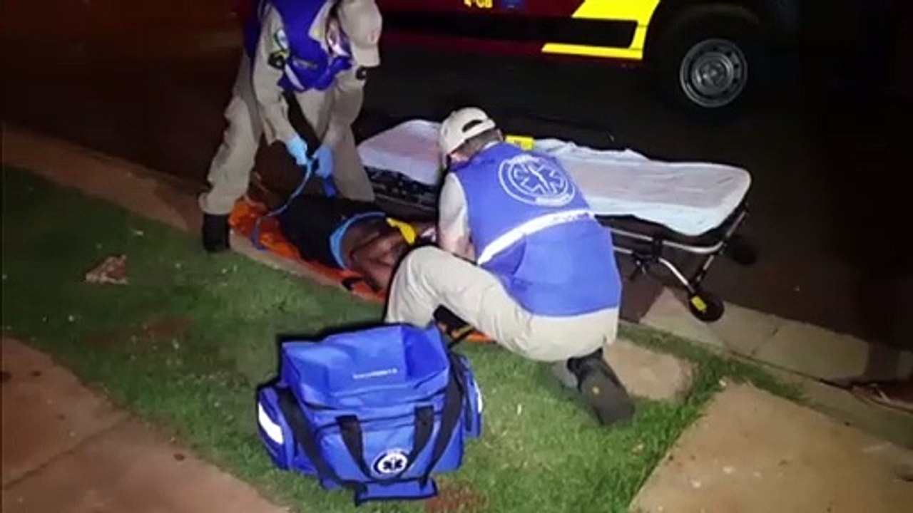 Homem é agredido a chutes e socos no Conjunto Riviera