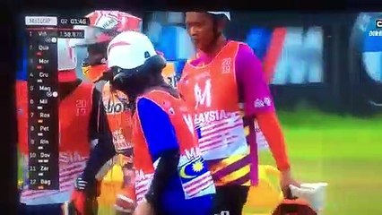 Marc Márquez sufre esta dura caída durante el Gran Premio de Malasia de Motociclismo