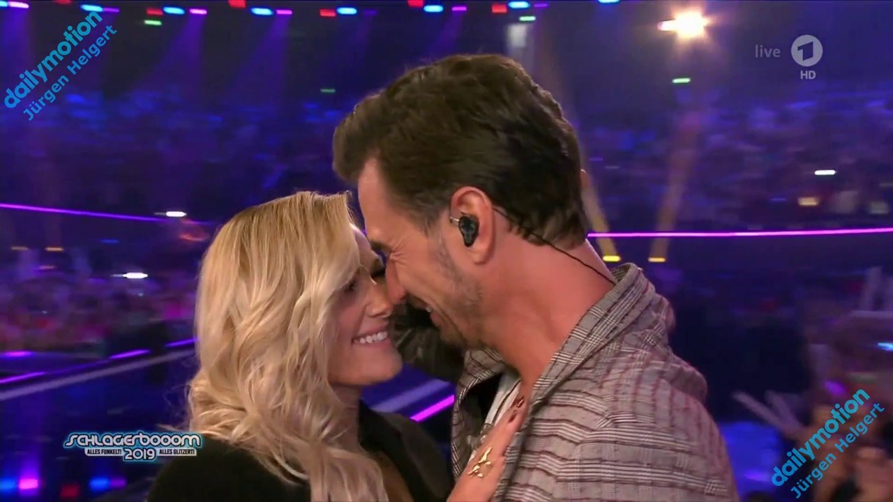 Helene Fischer - Mit jedem Herzschlag - | SCHLAGERBOOOM 02.11.2019