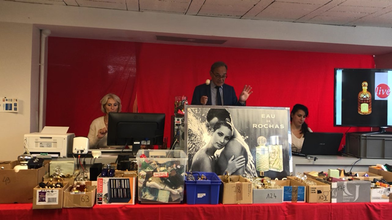 La Baule. Le parfum vintage des ventes aux enchères