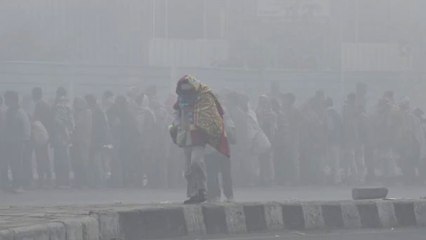 സ്‌കൂളുകൾക്ക് അവധി, വിമാനങ്ങൾ വഴി തിരിച്ചു വിടുന്നു