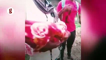 Hindistan'da, kız bebeği canlı canlı gömmek isteyen dedeye suçüstü