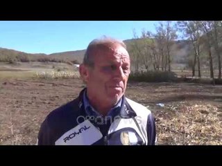 Ora News - S'ka treg, fermerët në Stëblevë rrezikojnë të humbin prodhimin e patates