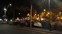 Los estudiantes acampados en Barcelona empiezan su cuarta noche temiendo un desalojo