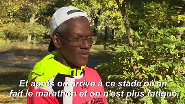 Une promenade : un marathonien vante les bienfaits de la course pieds nus